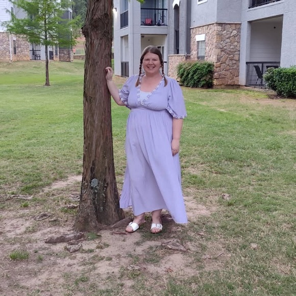 Meet your Posher, Amber - Picture 7 of 9